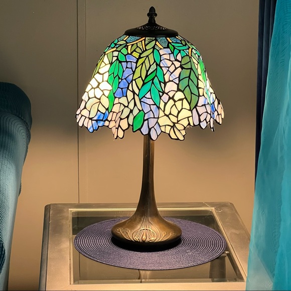 Dale Tiffany Pelle Wisteria Brass Table Lamp - Picture 1 of 4
